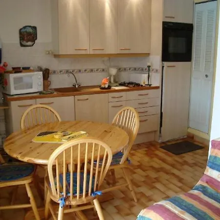 One-bedroom With Swimming Pool View 66 Apartmán